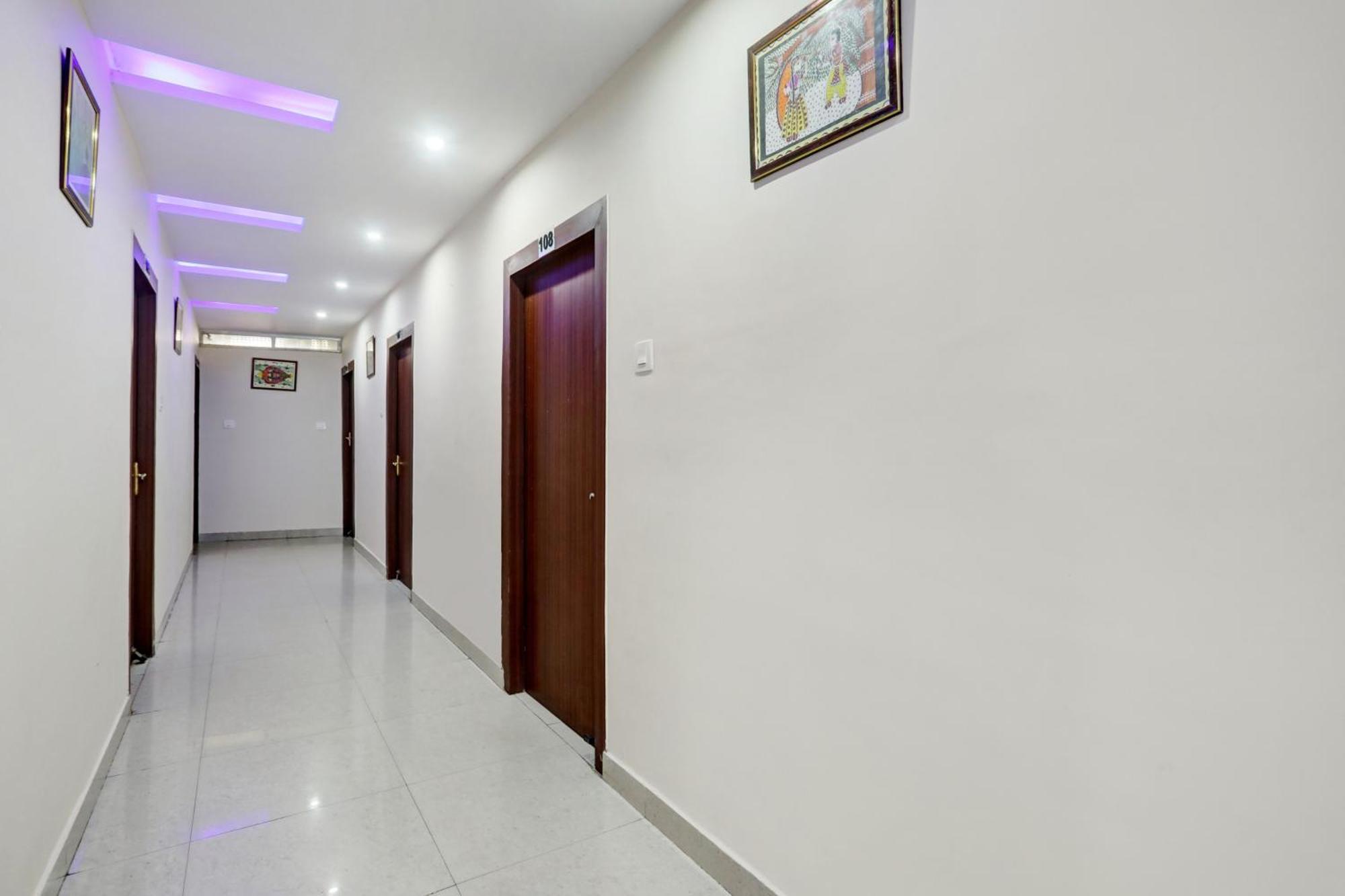 Super Collection O Danapur Near Railway Station Hotel Patna  Exterior photo